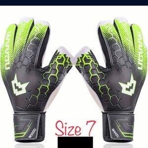 Goalie gloves Size 7 Soccer Gloves with finger saves on 4 fingers